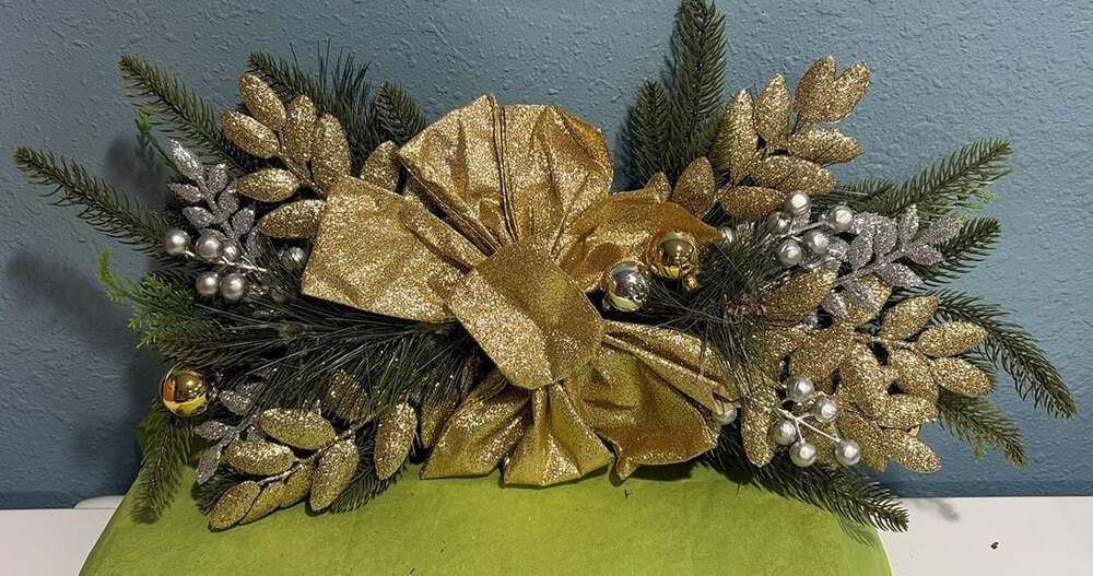 Christmas Staircase Swag Artificial Pine Decor Gold Bow